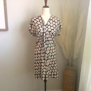 Diane Von Furstenberg Knee Length Shift Style V-Neck Silk “Natalie Dress”, Sz 6